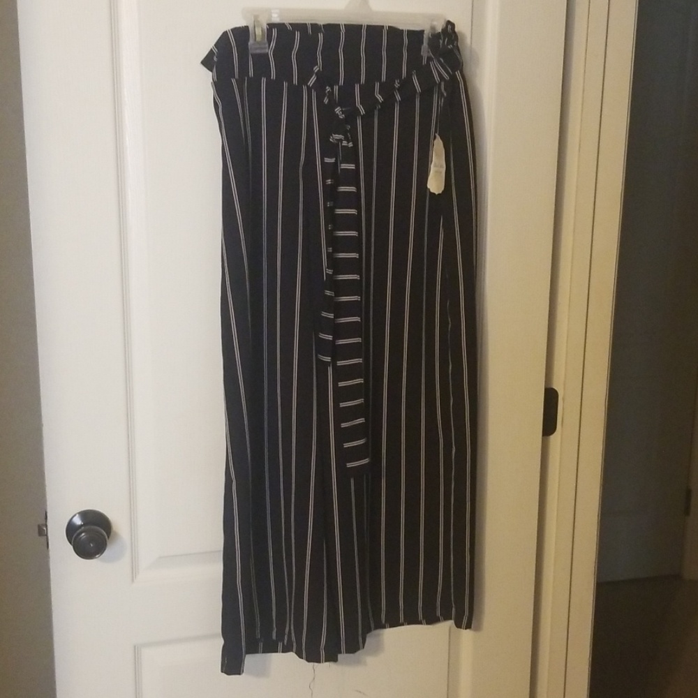 Crop pants